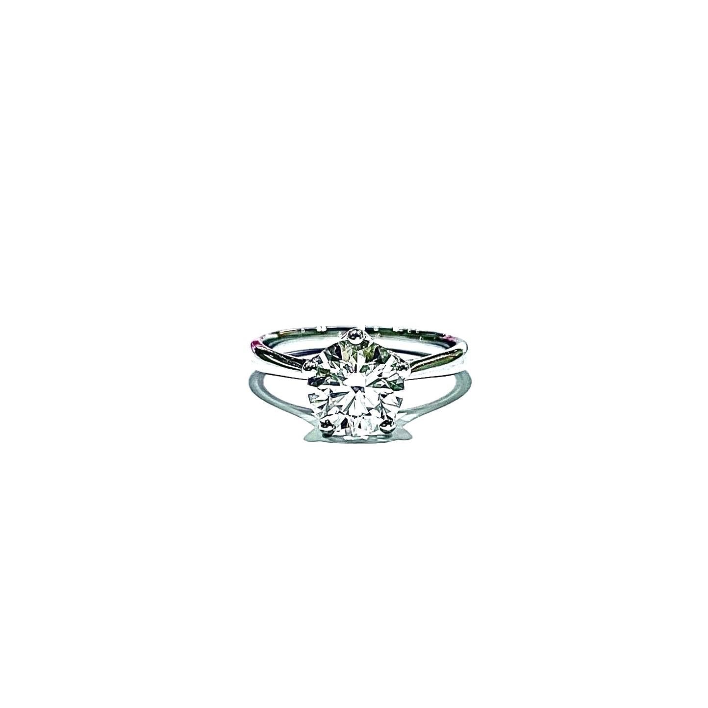 Classic Diamond Ring