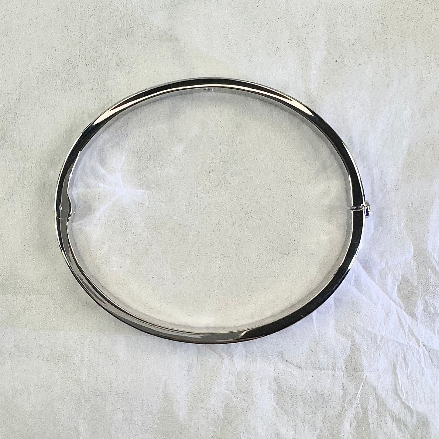 Love Me Bangle - White Gold