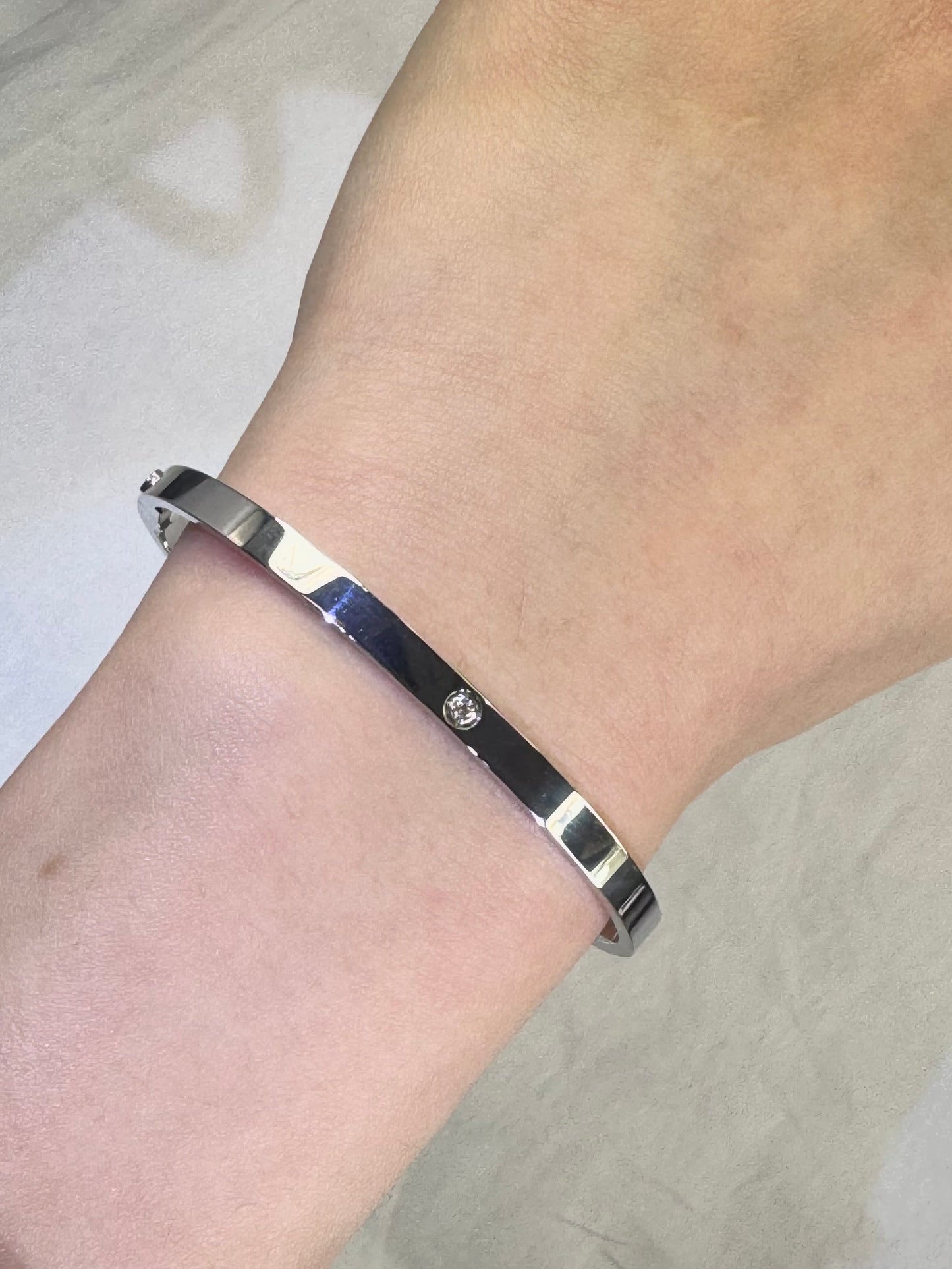 Love Me Bangle - White Gold