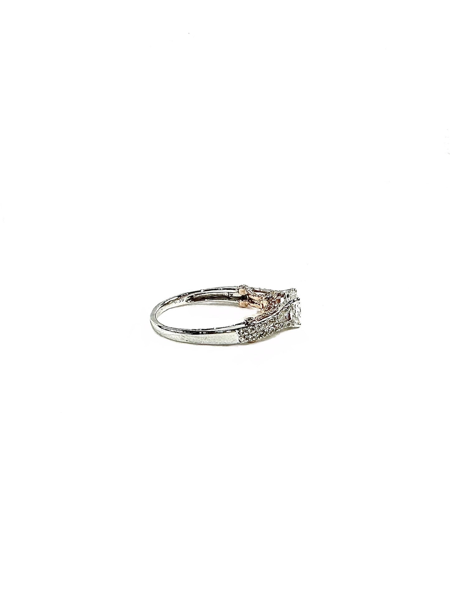 Natural Round Diamond - Embrace