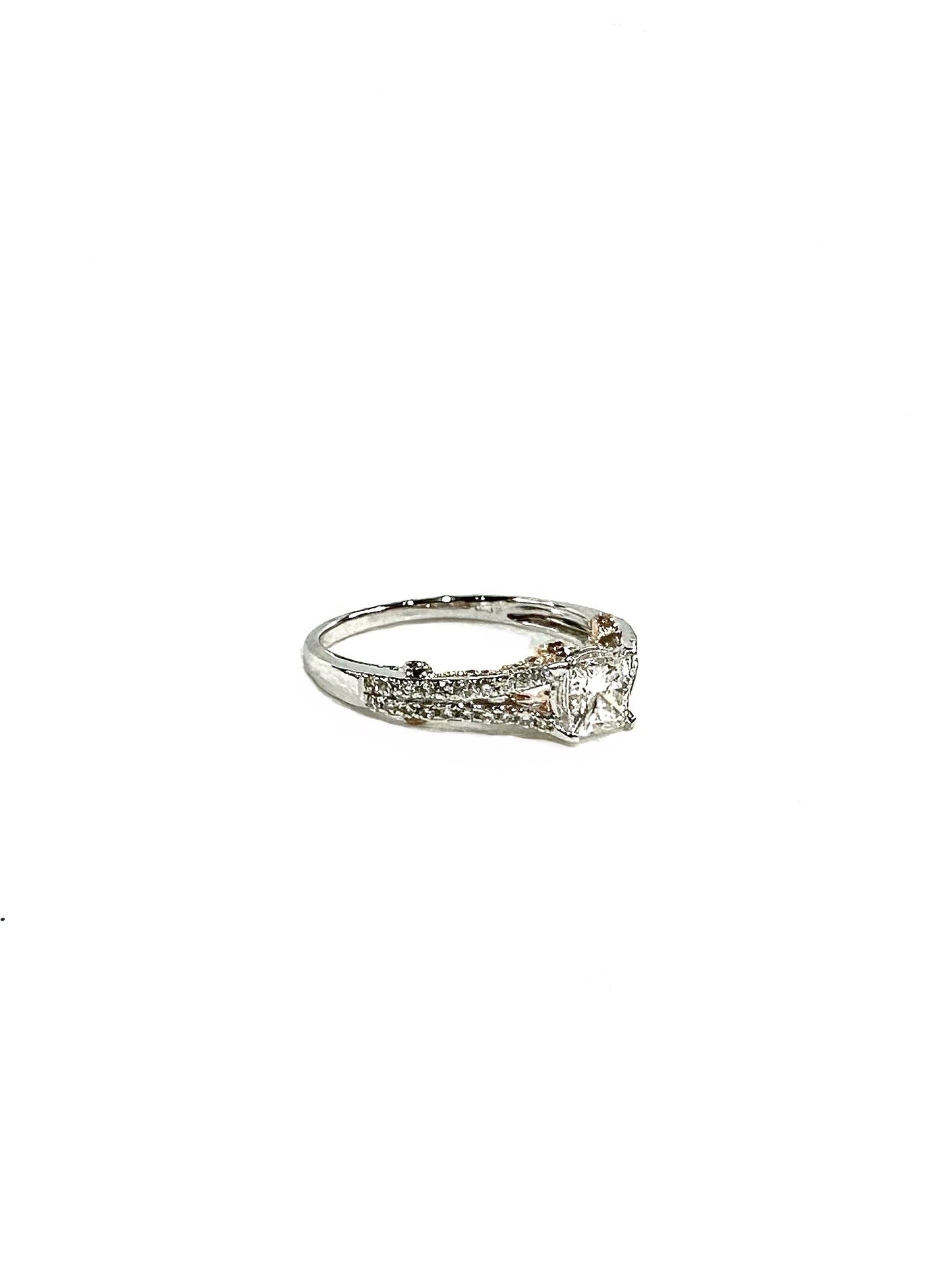 Natural Round Diamond - Embrace