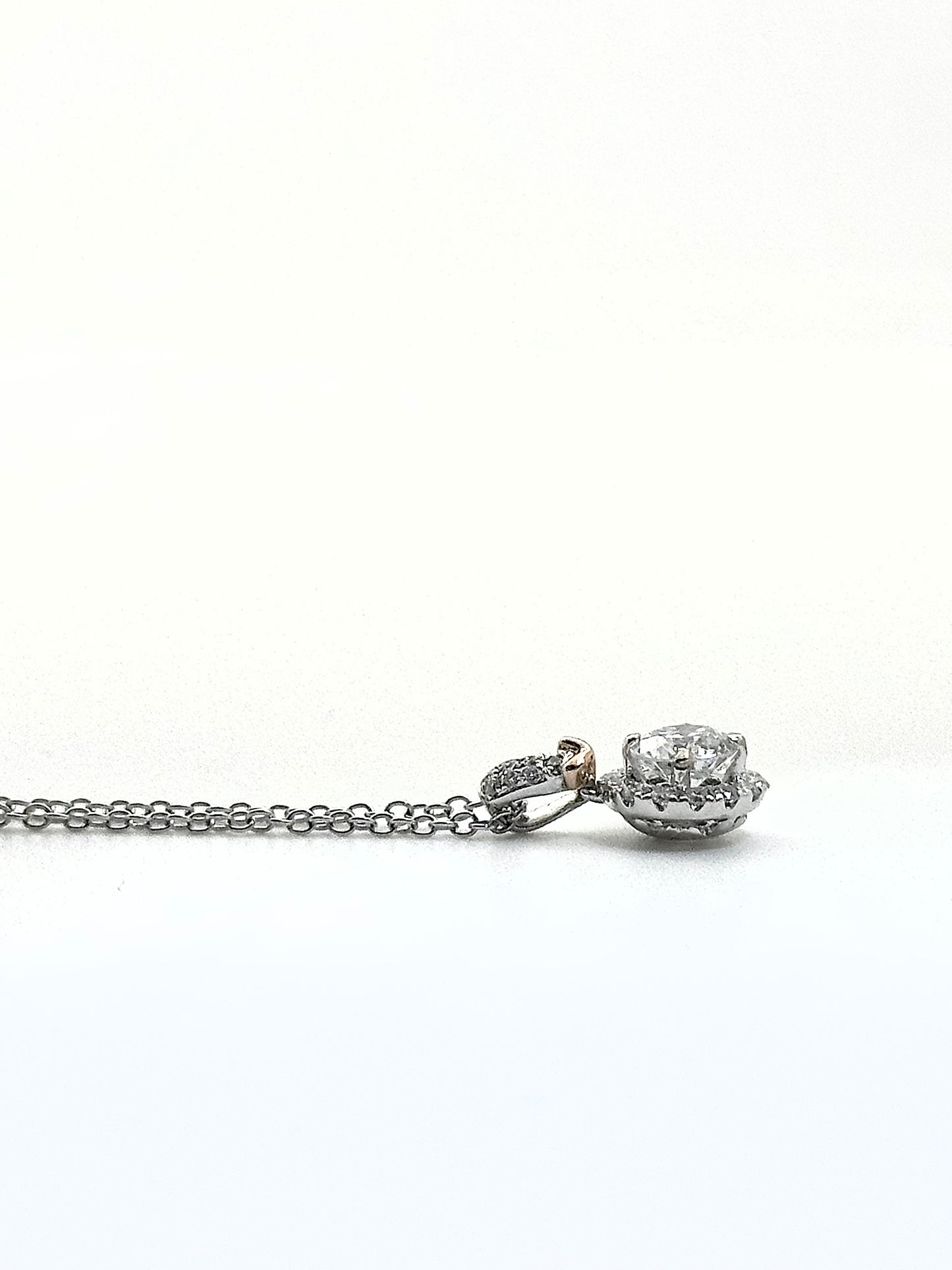 Round Halo Diamond Pendant