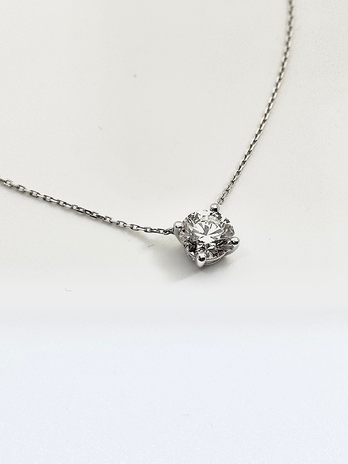 Round Diamond Pendant