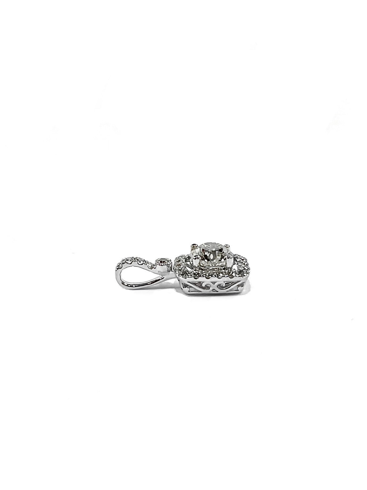 Halo Diamond Pendant