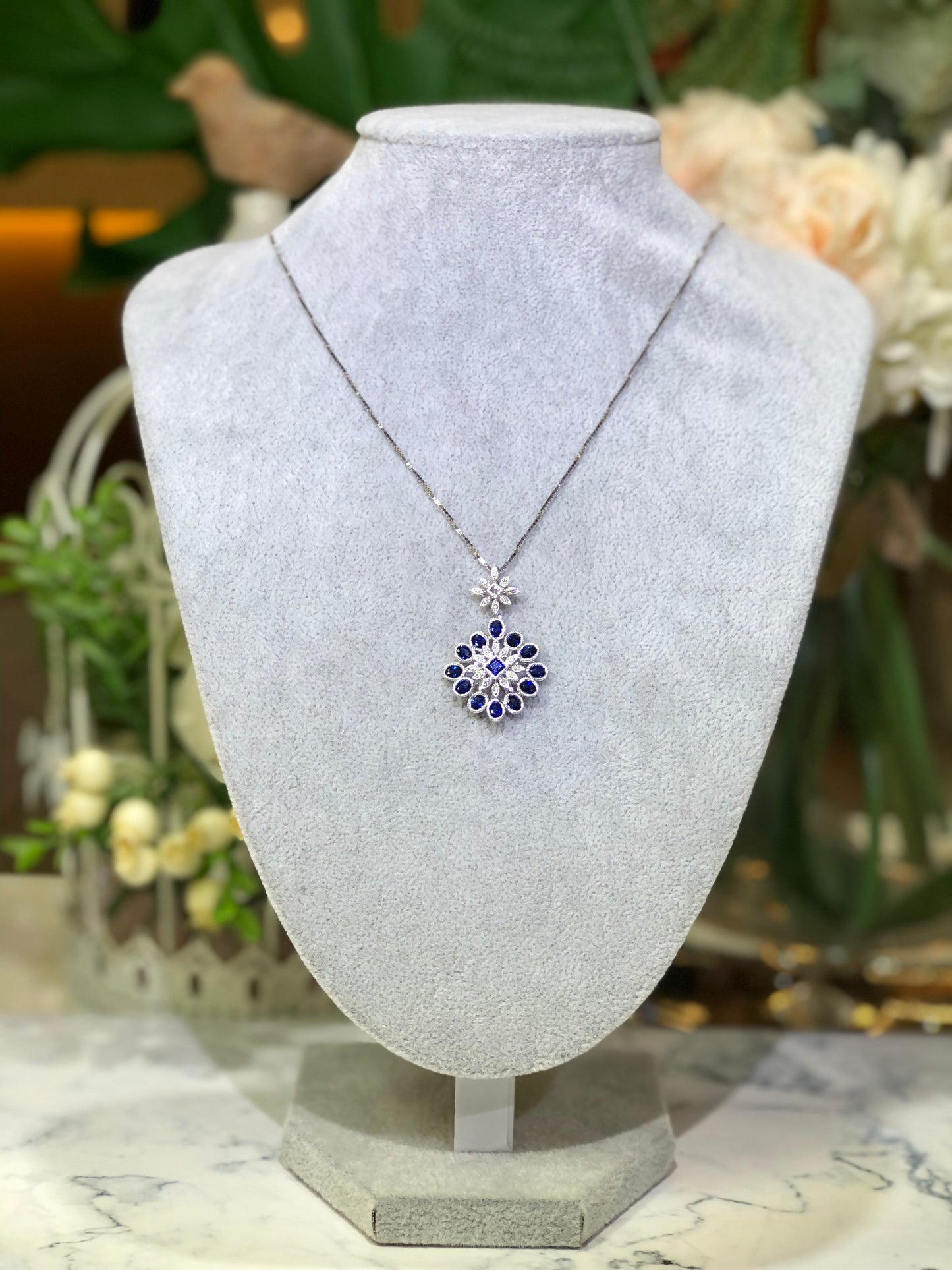 Floral Symphony Sapphire Pendant (Value : $10,004)