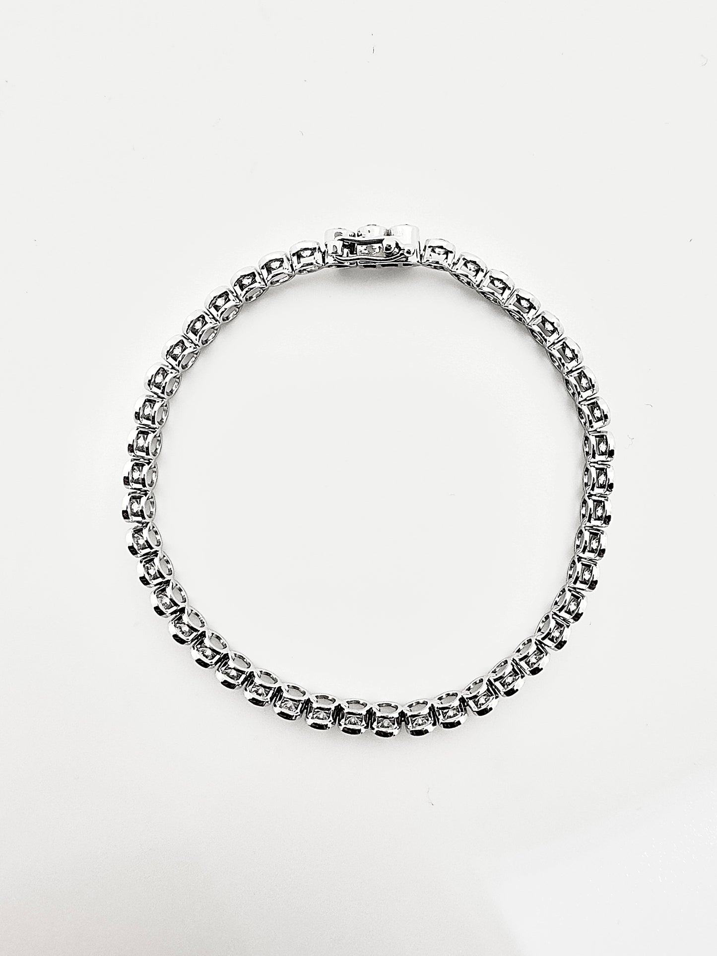 Bezel Diamond Bracelet