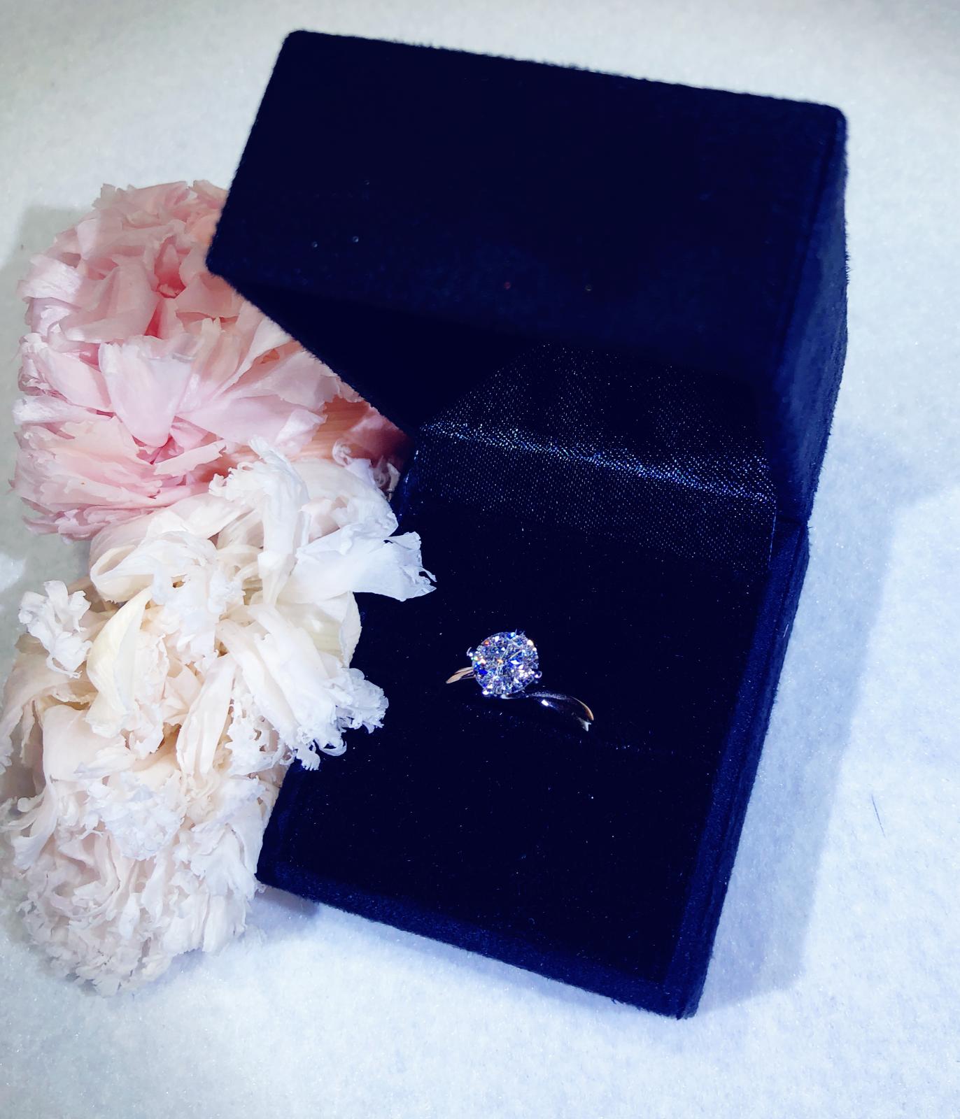 1 Carat Labgrown Diamond Engagement Ring