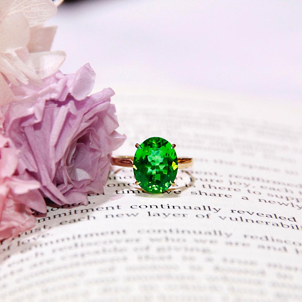 Emerald Ring in 18k Rose Gold